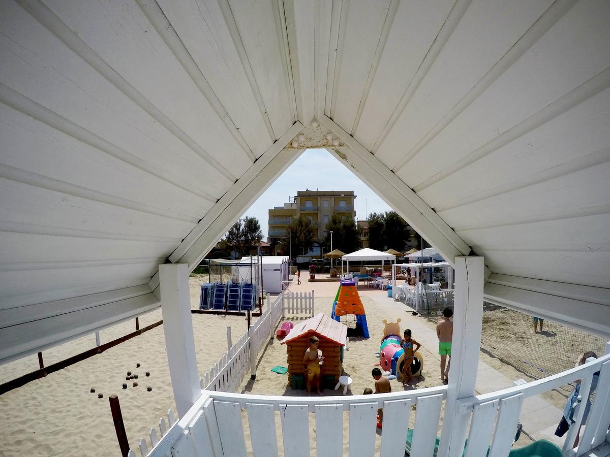 Hotel Dei Galli Senigallia Esterno foto